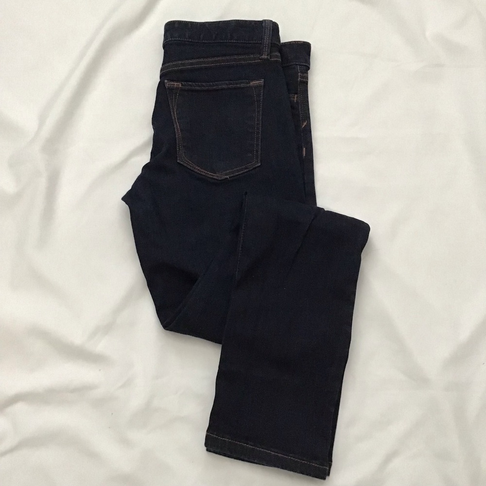 (Like New) Banana Republic Skinny Jeans